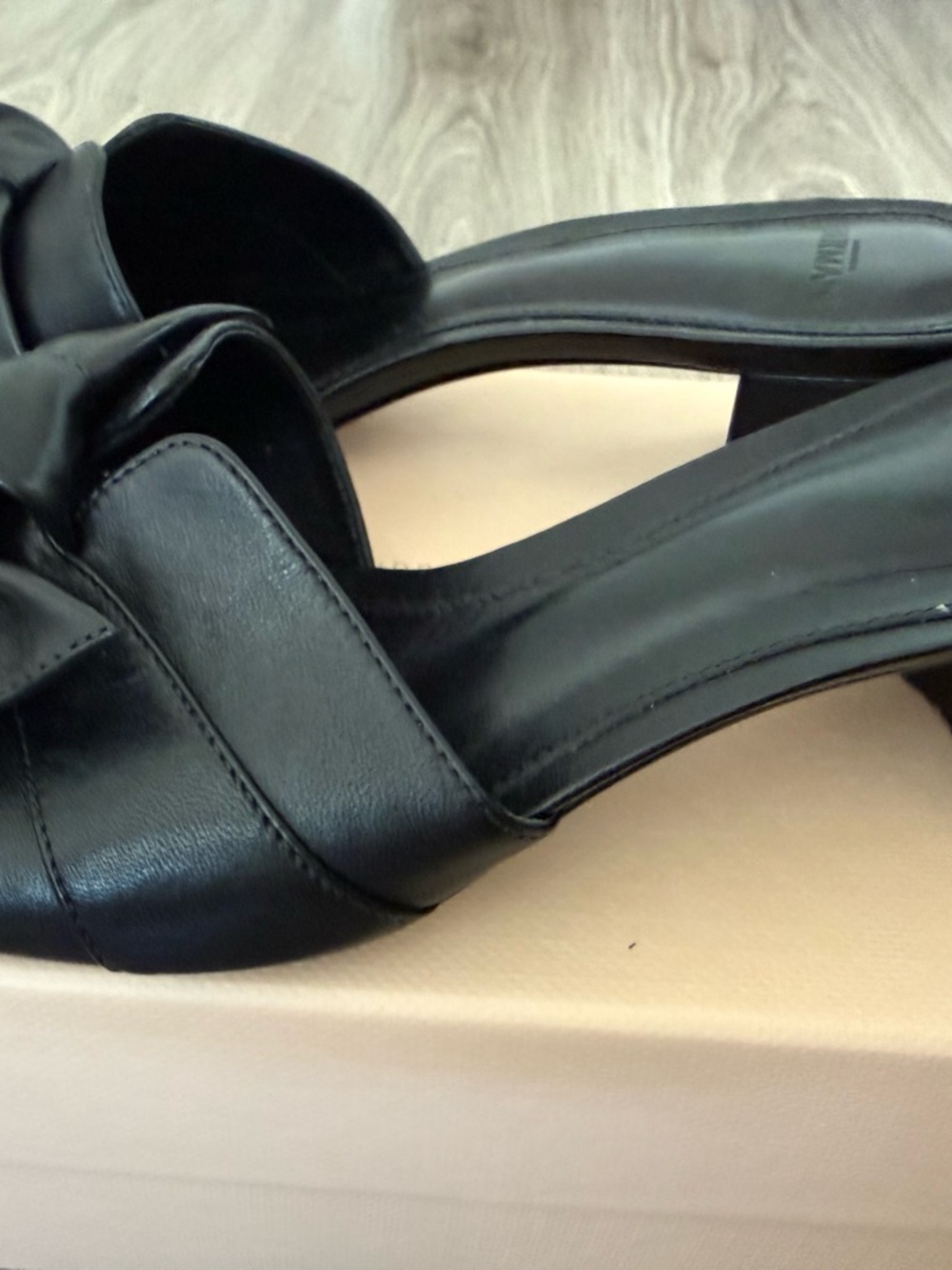 Alex Birman Women's Black Knotted Slide Sandals